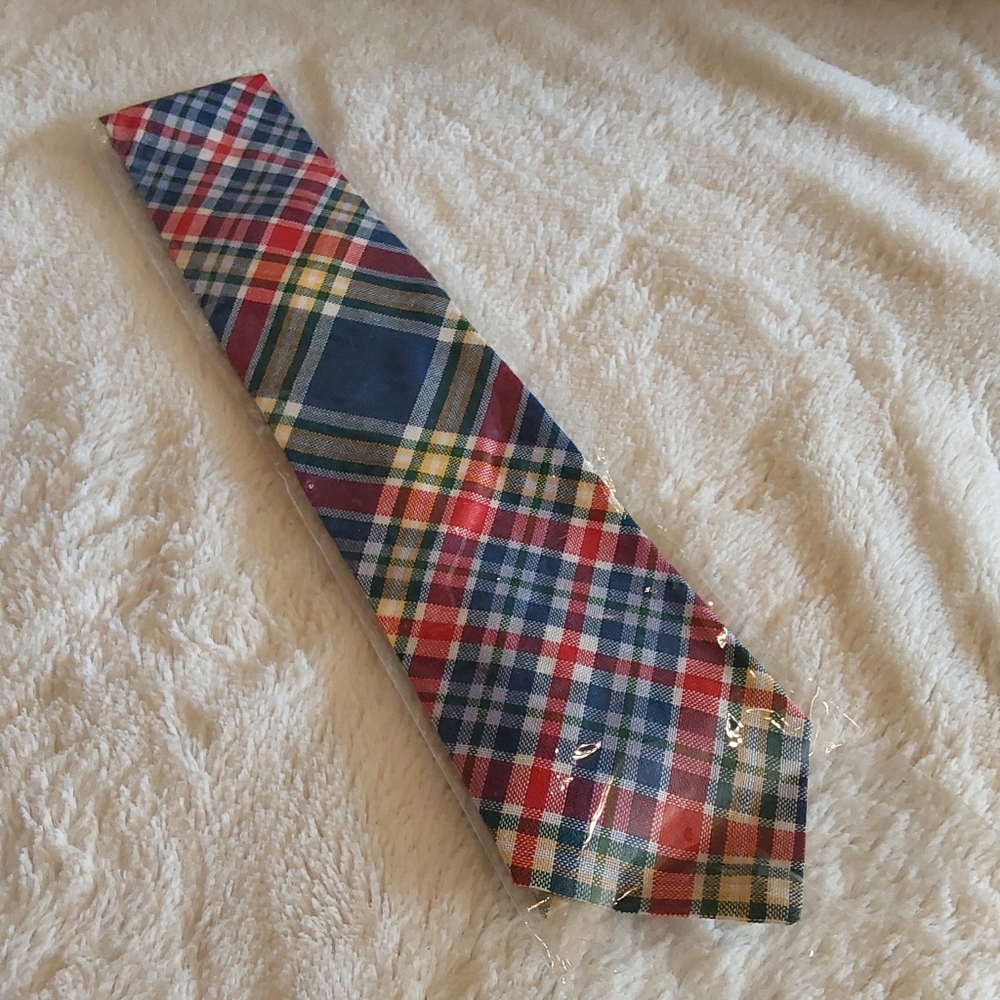 🌺 NWT Mens Made in Scotland New Wool Plaid Tie